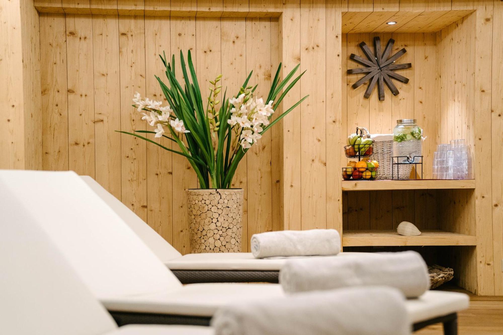Seven Alpina Boutique Hotel Klosters Luaran gambar