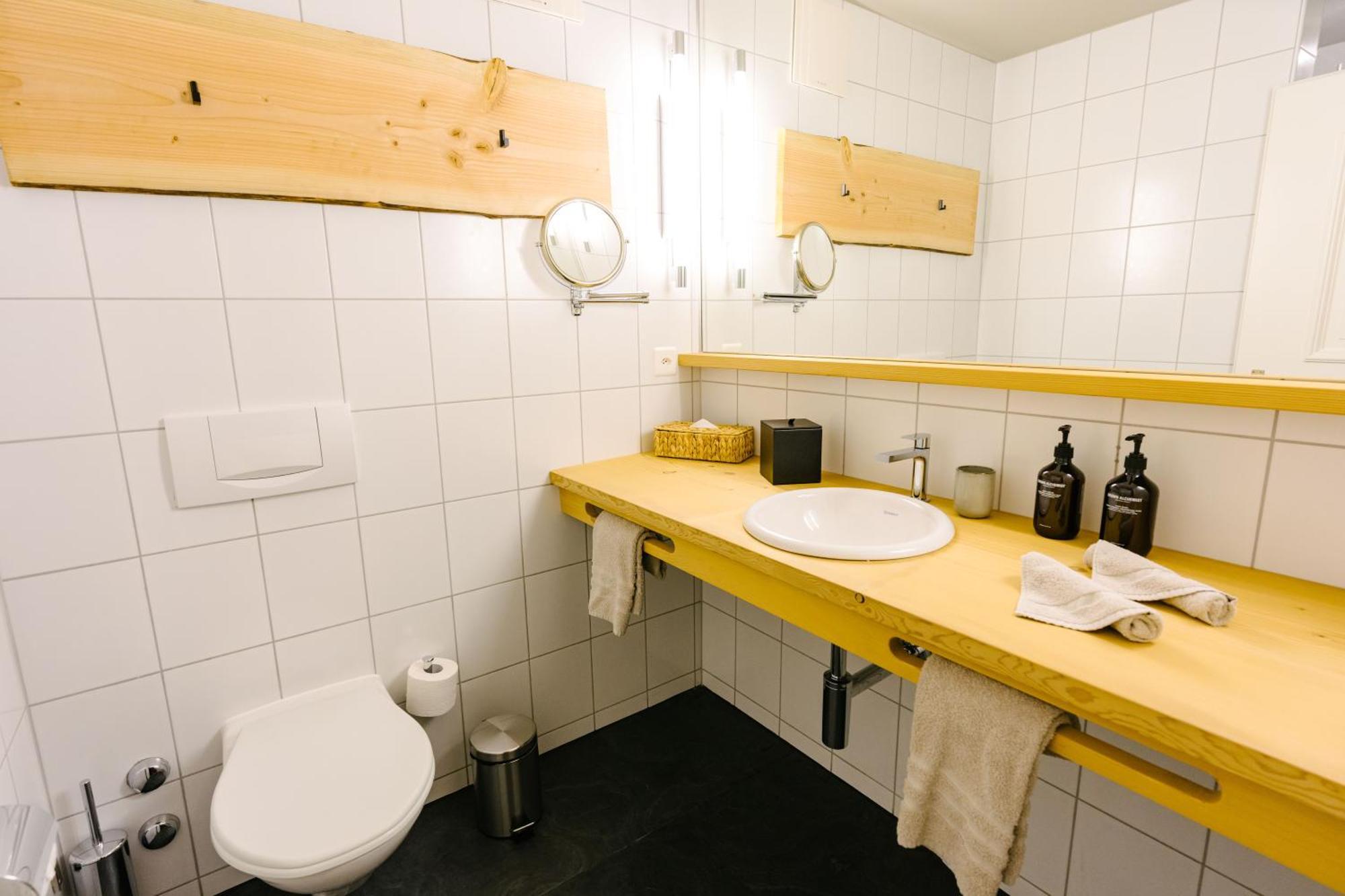 Seven Alpina Boutique Hotel Klosters Bilik gambar